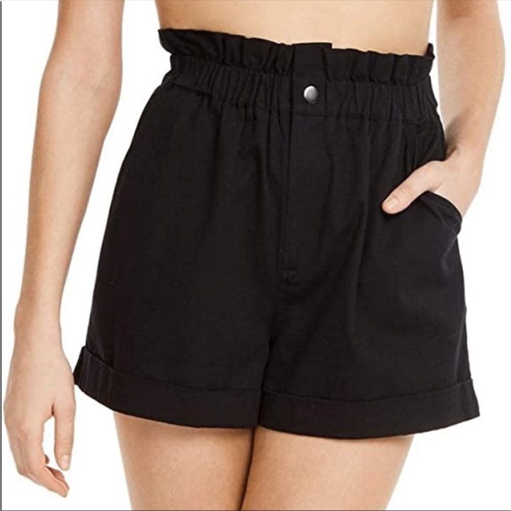 🟣 Danielle Bernstein Black Shorts